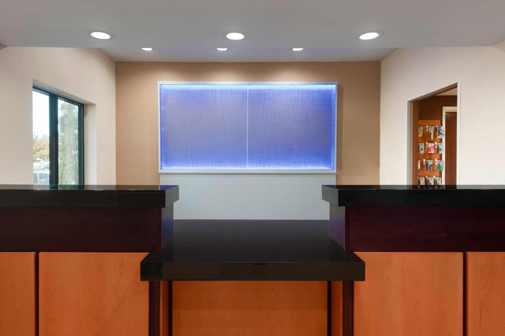 Fairfield Inn & Suites Hartford Manchester Extérieur photo