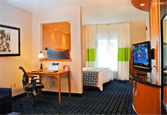 Fairfield Inn & Suites Hartford Manchester Extérieur photo