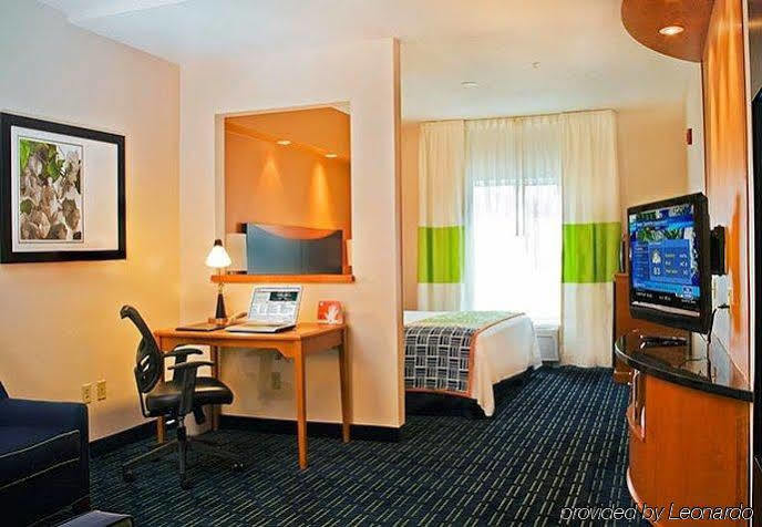 Fairfield Inn & Suites Hartford Manchester Extérieur photo